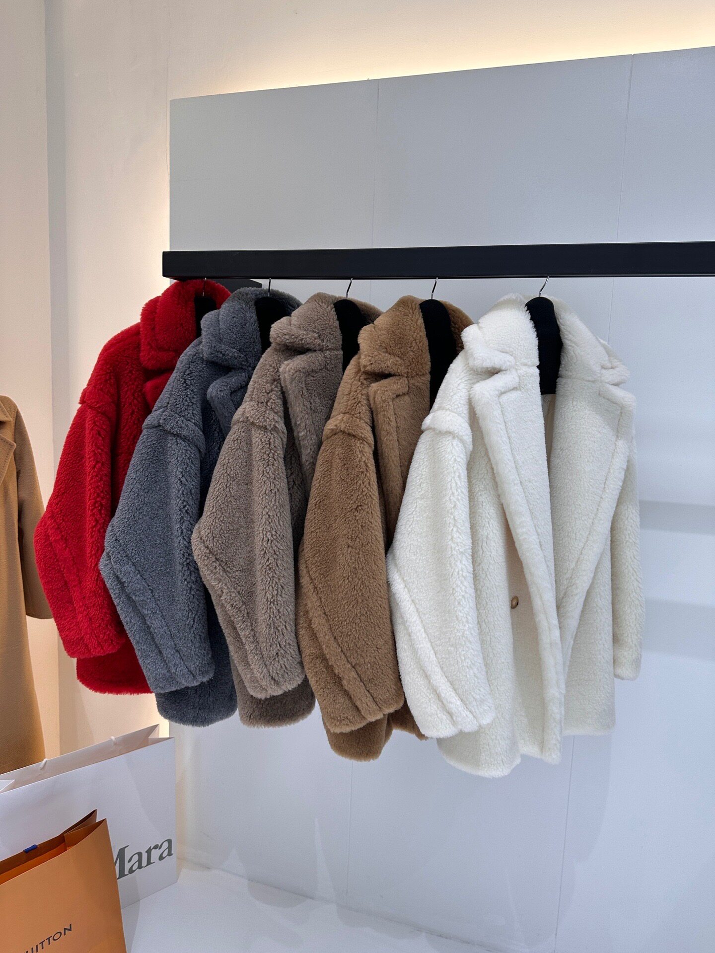 Wool Blend Coat - 맥스 숏 테디 베어 코트 62%