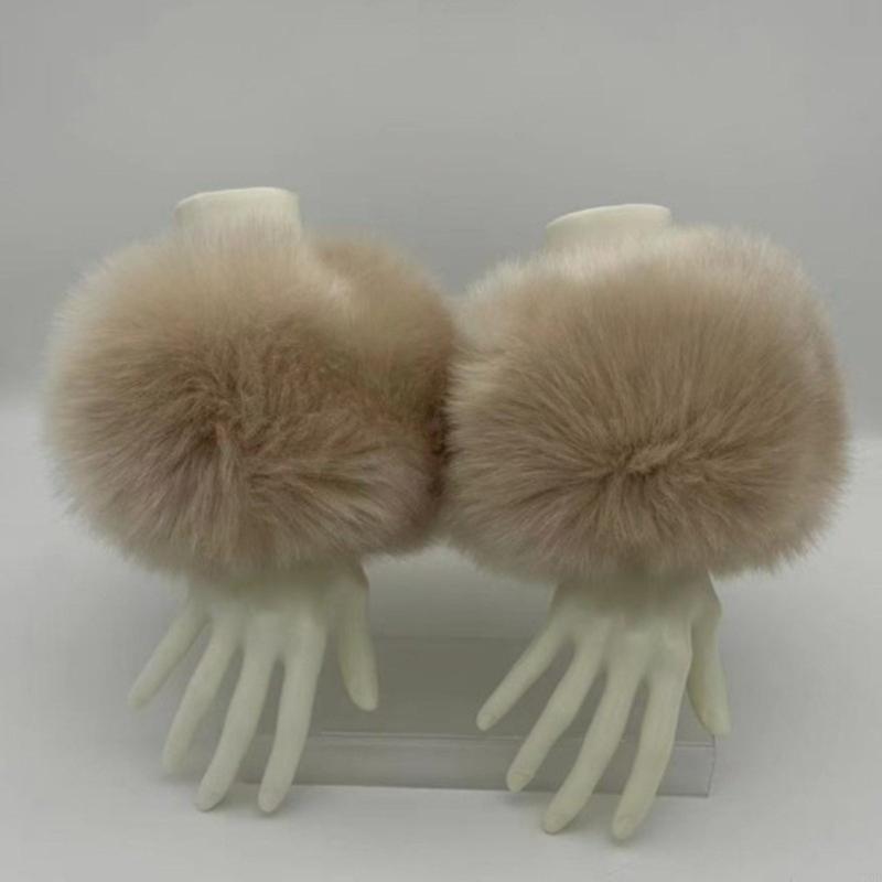 부드럽고 섬세한 y2k 모피 손목 워머스와 겨울 - Winter Clothing Accessories 리뷰 및 가격